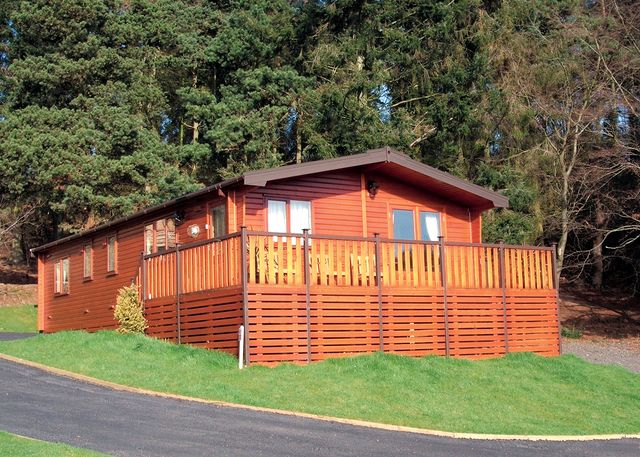 Astbury Falls Lodges